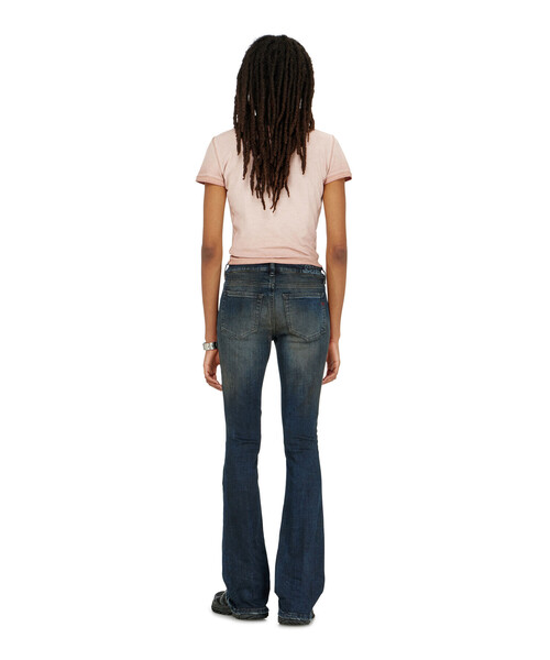 DIESEL(ディーゼル)の「ウィメンズ デニムパンツ 1969 D-EBBEY(デニムパンツ・レディース・インディゴブルー・25inch/27inch/23inch/29inch/26inch/28inch/24inch)」の5枚目の写真