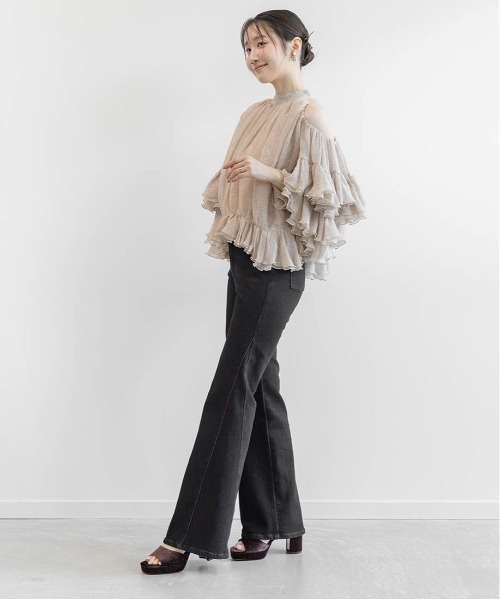 RANDA（ランダ）の「ラッフルフリルオフショルダーブラウス（シャツ/ブラウス・レディース・ブラウン/ピンク/ベージュ系その他・0/1）」の12枚目の写真
