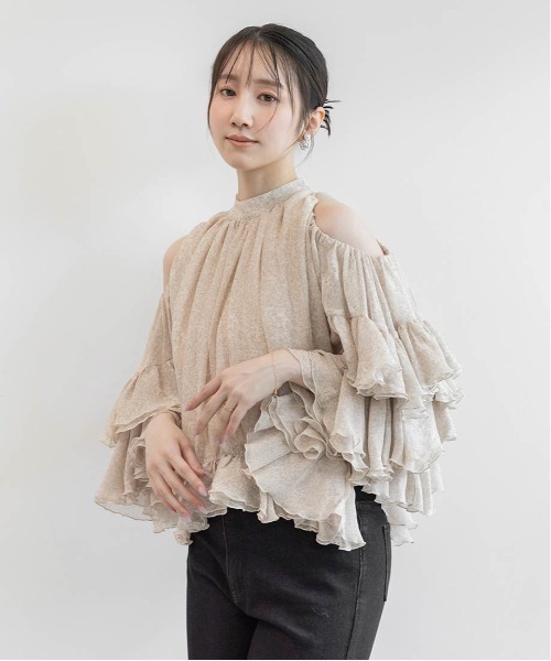 RANDA（ランダ）の「ラッフルフリルオフショルダーブラウス（シャツ/ブラウス・レディース・ブラウン/ピンク/ベージュ系その他・0/1）」の14枚目の写真