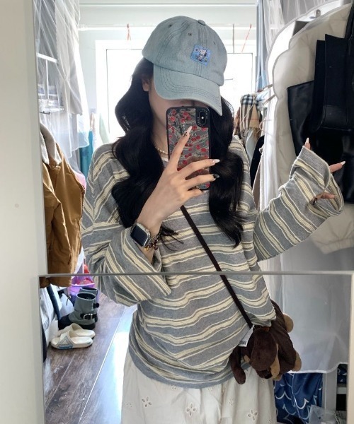 Vipoa(ヴィポア)の「ボーダーロングTシャツ(Tシャツ/カットソー・レディース・ベビーピンク/グレー・FREE)」の14枚目の写真