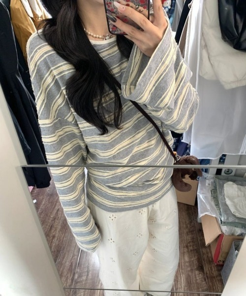 Vipoa(ヴィポア)の「ボーダーロングTシャツ(Tシャツ/カットソー・レディース・ベビーピンク/グレー・FREE)」の21枚目の写真