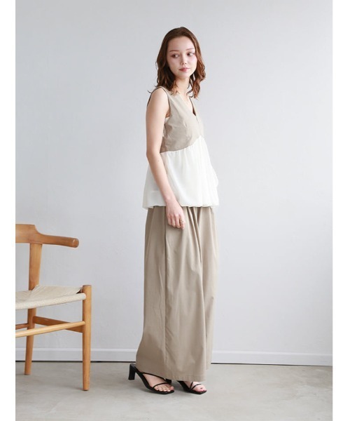 fifth(フィフス)の「【2点SET】ペプラムデザインノースリトップス×パンツ(セットアップ・レディース・ライトブラウン/ブラック・M)」の4枚目の写真