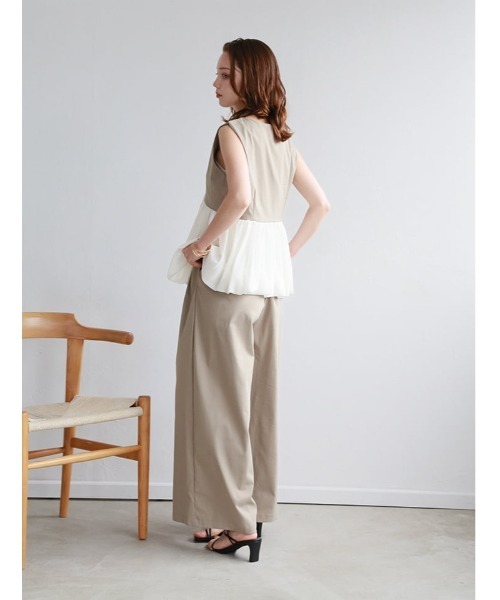 fifth(フィフス)の「【2点SET】ペプラムデザインノースリトップス×パンツ(セットアップ・レディース・ライトブラウン/ブラック・M)」の5枚目の写真