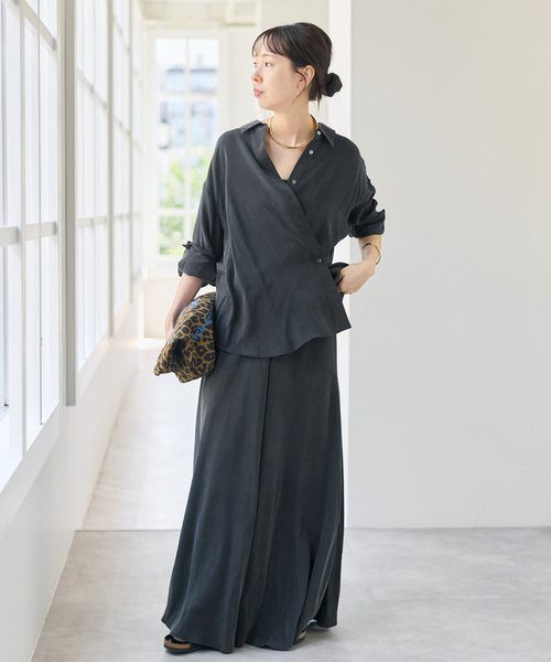 Spick & Span(スピックアンドスパン)の「フィブリルキュプラオーバーシャツ(シャツ/ブラウス・レディース・ベージュ/ブラック系その他・FREE)」の5枚目の写真