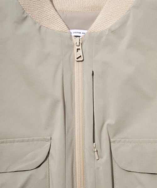 F/CE. (エフシーイー)の「F/CE. PERTEX PRIMALOFT INSULATED BOMBER JACKET / エフシーイー パーテックス プリマロフト インサレーテッド ボンバージャケット(ブルゾン・レディース・ブラック・SMALL)」の5枚目の写真