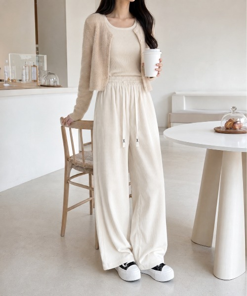 Mku Ekta(ムクエクタ)の「ウエストゴムドロストイージーコーデュロイパンツ(スウェットパンツ・レディース・ブラック/アイボリー・L/M)」の12枚目の写真