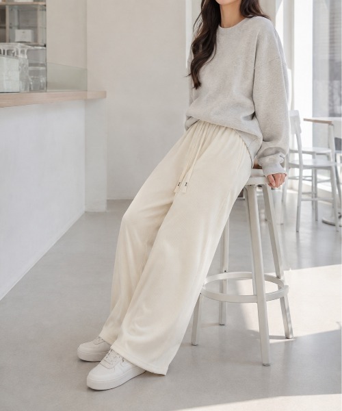 Mku Ekta(ムクエクタ)の「ウエストゴムドロストイージーコーデュロイパンツ(スウェットパンツ・レディース・ブラック/アイボリー・L/M)」の7枚目の写真