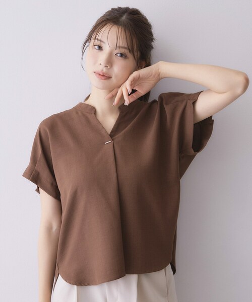 index(インデックス)の「【大人気により追加生産】タックスキッパーブラウス《接触冷感/吸水速乾/洗濯機OK/イージーアイロン/防シワ/XS-3L》(シャツ/ブラウス・レディース・ライトグレー/ブラウン系その他/キャメル/ネイビー/ブルー系7/ライトグリーン・40/38/36)」の6枚目の写真