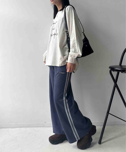 AS KNOW AS plus(アズノゥアズプラス)の「☆アソート刺繍デザイン サイドタックロンT(Tシャツ/カットソー・レディース・グレー系/グリーン系/アイボリー系/ベージュ系・FREE)」の11枚目の写真