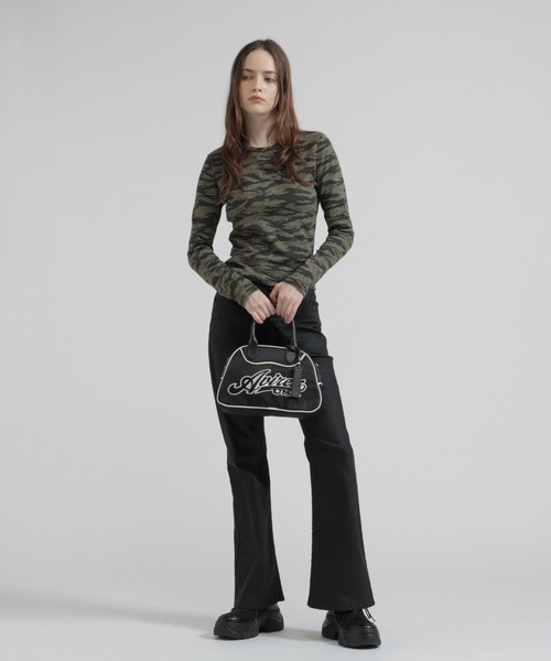 AVIREX(アヴィレックス)の「《WEB&DEPOT限定》LOGO MINI BOSTON BAG(ボストンバッグ・レディース・ブラック/ホワイト系その他/レッド・F)」の4枚目の写真