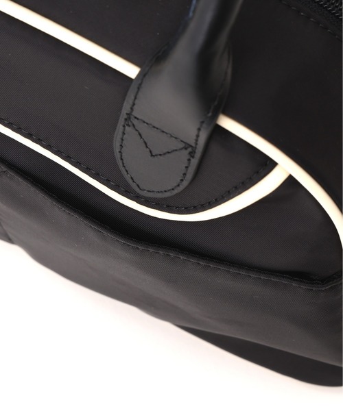 AVIREX(アヴィレックス)の「《WEB&DEPOT限定》LOGO MINI BOSTON BAG(ボストンバッグ・レディース・ブラック/ホワイト系その他/レッド・F)」の13枚目の写真