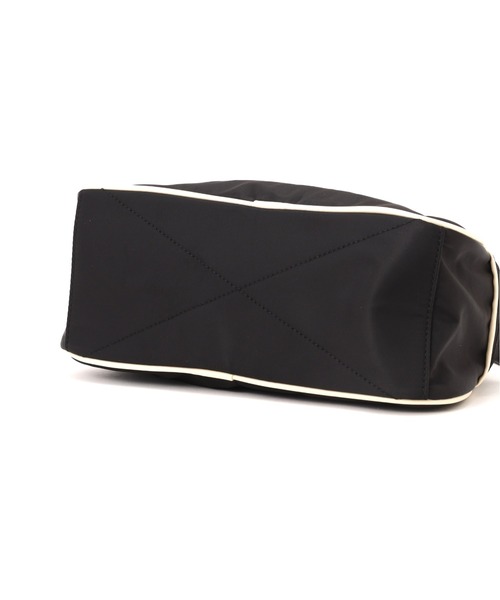 AVIREX(アヴィレックス)の「《WEB&DEPOT限定》LOGO MINI BOSTON BAG(ボストンバッグ・レディース・ブラック/ホワイト系その他/レッド・F)」の16枚目の写真