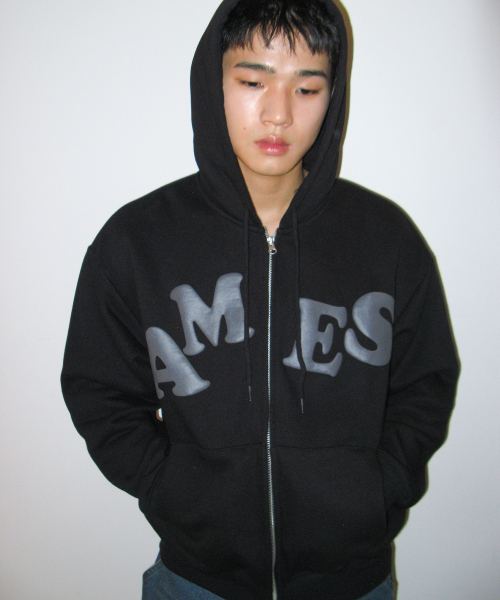 AMESWORLDWIDE(アメスワールドワイド)の「BIG TYPO フーディ ジップアップ ブラック(パーカー・レディース・その他・SMALL/MEDIUM/LARGE)」の5枚目の写真