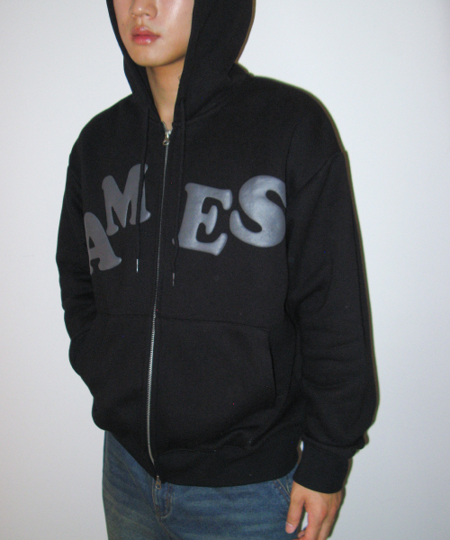 AMESWORLDWIDE(アメスワールドワイド)の「BIG TYPO フーディ ジップアップ ブラック(パーカー・レディース・その他・SMALL/MEDIUM/LARGE)」の6枚目の写真