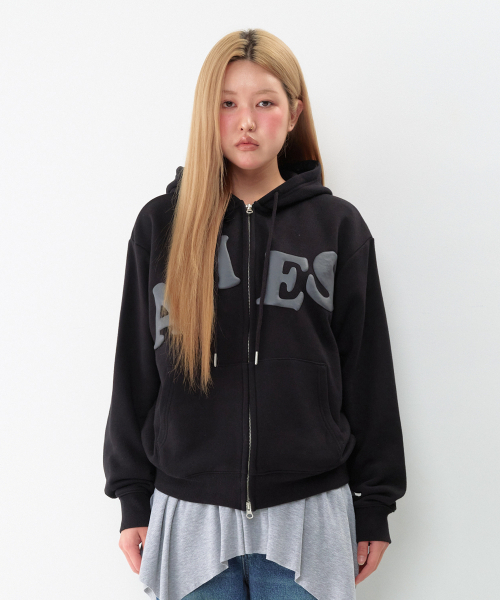 AMESWORLDWIDE(アメスワールドワイド)の「BIG TYPO フーディ ジップアップ ブラック(パーカー・レディース・その他・SMALL/MEDIUM/LARGE)」の8枚目の写真