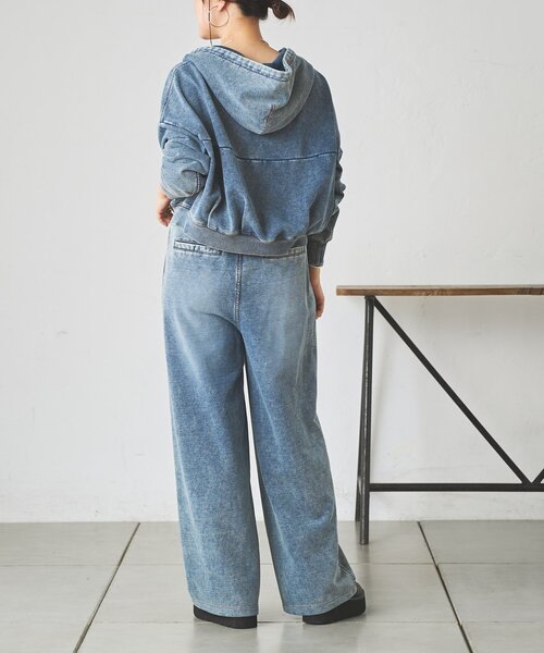 BEARDSLEY(ビアズリー)の「デニム裏毛ドロストワイドパンツ【セットアップ】(その他パンツ・レディース・ブルー・FREE)」の3枚目の写真