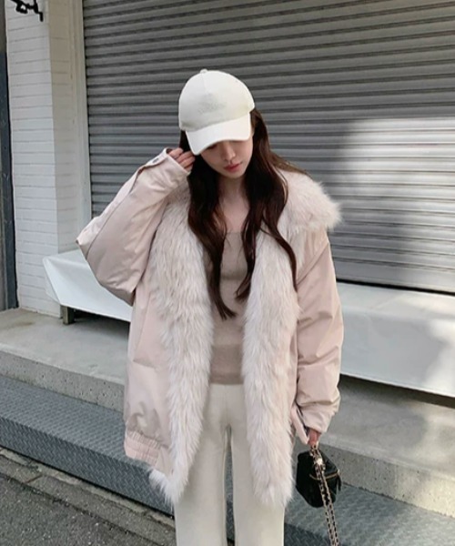 FLINEA(フリネア)の「フェイクファーポケット付きジャケット(その他アウター・レディース・ピンク/アイボリー・M/L/S)」の9枚目の写真