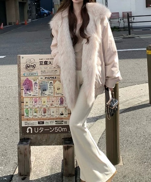 FLINEA(フリネア)の「フェイクファーポケット付きジャケット(その他アウター・レディース・ピンク/アイボリー・M/L/S)」の11枚目の写真