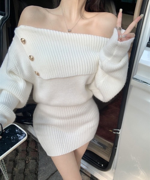 Alvia(アルビア)の「オフショルニットワンピース(ワンピース・レディース・グレー/ホワイト・M)」の4枚目の写真