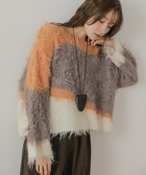 Bab(バブ)の「ウェーブ配色ケガキニットトップス(ニット/セーター・レディース・アイボリー/チャコールグレー/ブラウン・FREE)」の6枚目の写真