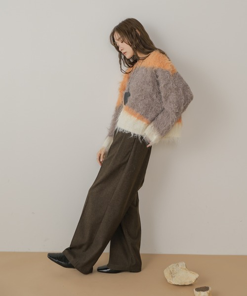 Bab(バブ)の「ウェーブ配色ケガキニットトップス(ニット/セーター・レディース・アイボリー/チャコールグレー/ブラウン・FREE)」の10枚目の写真