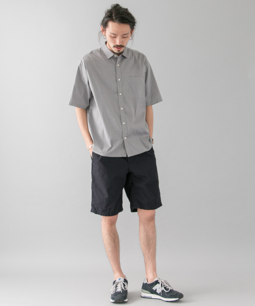 URBAN RESEARCH（アーバンリサーチ）の「UR N/Cイージーショーツ（その他パンツ・メンズ・ベージュ/ネイビー・LARGE/MEDIUM）」の13枚目の写真