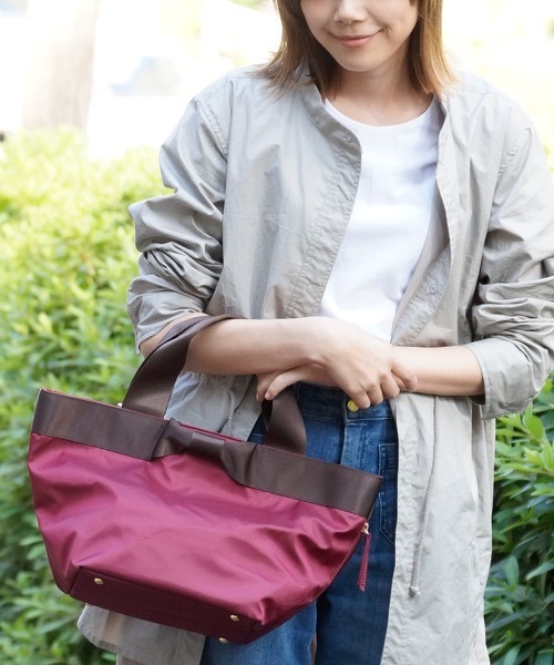 B.I.D.（ビーアイディー）の「Design Factory/リボンデザインハンドバッグ（ハンドバッグ・レディース・ピンク/ワインレッド/ベージュ/ネイビー・FREE）」の17枚目の写真