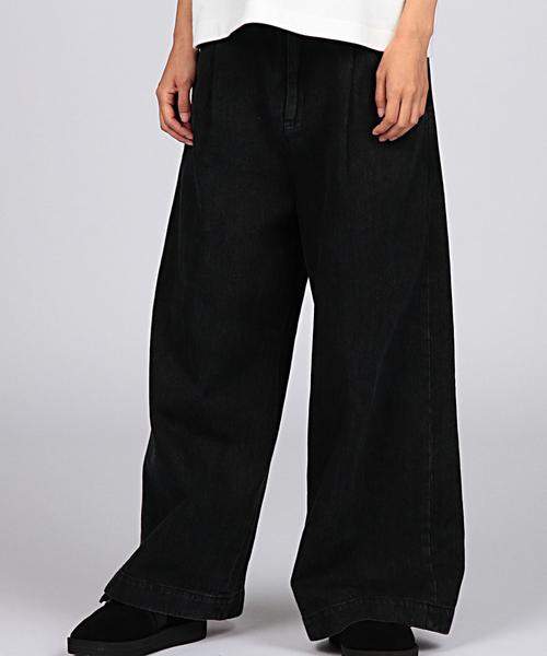 EN ROUTE（アンルート）の「ENR ワイドデニムパンツ（デニムパンツ・レディース・ブラック/ネイビー・0/1/2）」の2枚目の写真