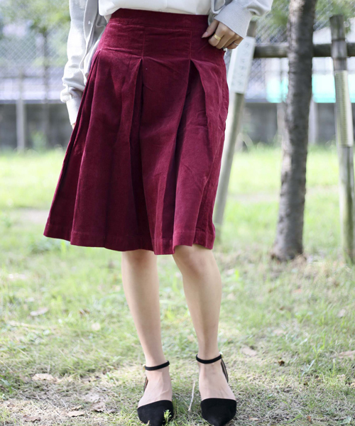 Denime（ドゥニーム）の「コーデュロイフレアスカート（スカート・レディース・ネイビー/ベージュ/ワイン・FREE）」の3枚目の写真