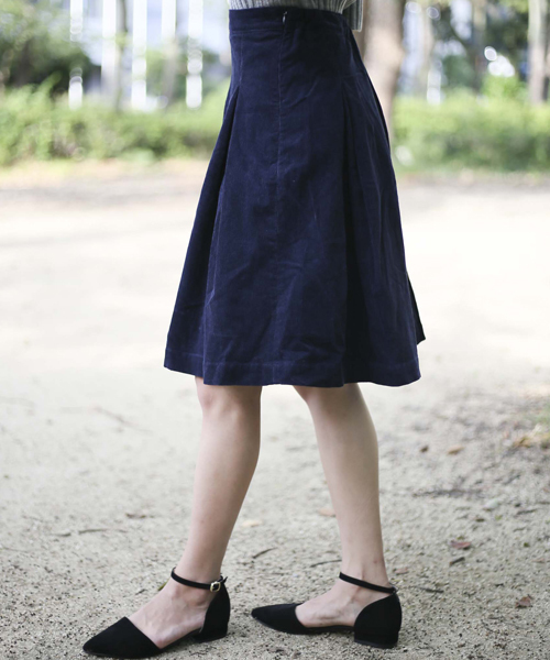Denime（ドゥニーム）の「コーデュロイフレアスカート（スカート・レディース・ネイビー/ベージュ/ワイン・FREE）」の14枚目の写真