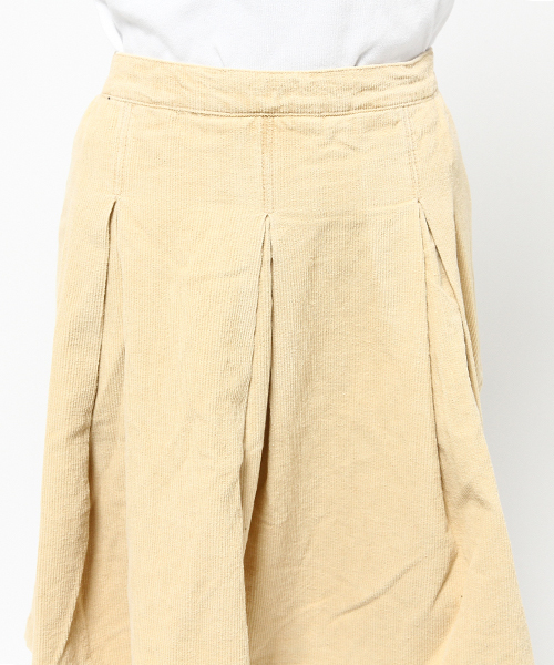 Denime（ドゥニーム）の「コーデュロイフレアスカート（スカート・レディース・ネイビー/ベージュ/ワイン・FREE）」の4枚目の写真