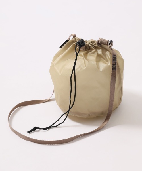 HOLIDAY ホリデイ　パッカブルナップサック　店舗限定カラー　ホワイト HOLIDAY ホリデイ パッカブルナップサック 店舗限定カラー