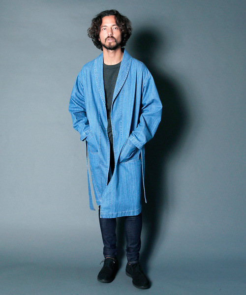 Magine(マージン)の「DENIM SHAWL COLLAR GOWN:デニムショールカラー ガウン(デニムジャケット・メンズ・ライトブルー/インディゴブルー・44/46/48)」の5枚目の写真