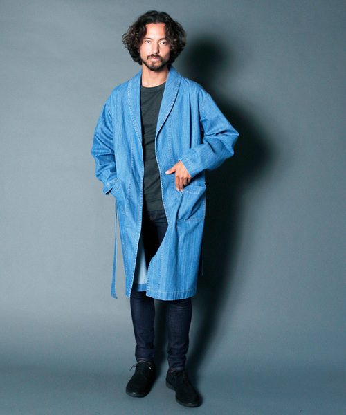 Magine(マージン)の「DENIM SHAWL COLLAR GOWN:デニムショールカラー ガウン(デニムジャケット・メンズ・ライトブルー/インディゴブルー・44/46/48)」の6枚目の写真