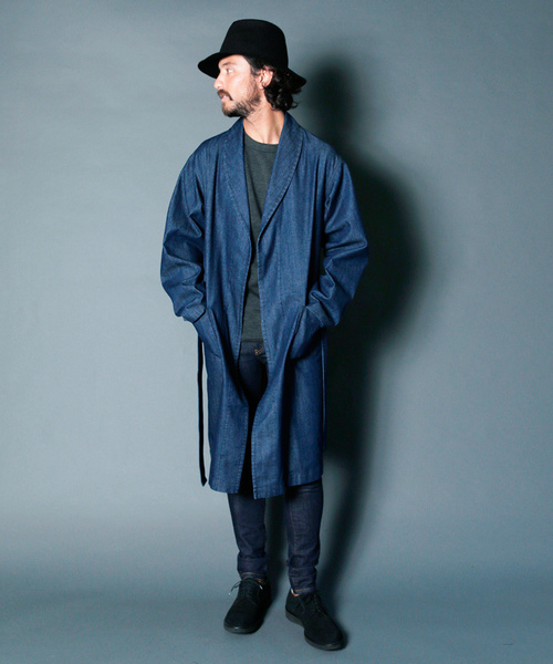 Magine(マージン)の「DENIM SHAWL COLLAR GOWN:デニムショールカラー ガウン(デニムジャケット・メンズ・ライトブルー/インディゴブルー・44/46/48)」の11枚目の写真