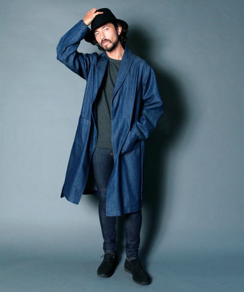 Magine(マージン)の「DENIM SHAWL COLLAR GOWN:デニムショールカラー ガウン(デニムジャケット・メンズ・ライトブルー/インディゴブルー・44/46/48)」の13枚目の写真