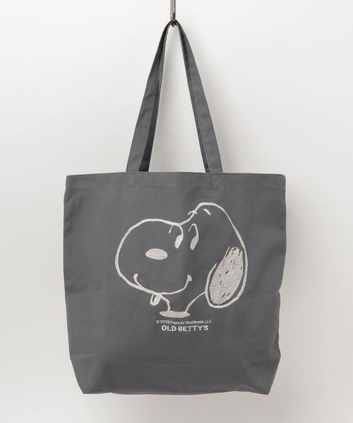 SNOOPY×OLD BETTY'S(スヌーピーカケルオールドベティーズ)の「SNOOPY Tote Bag/スヌーピー 刺繍 トート バッグ(トートバッグ・レディース・ブラック/ネイビー/チャコールグレー/キナリ/ホワイト×ブラック・FREE)」の10枚目の写真