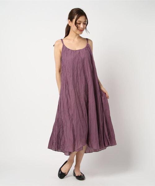 archives(アルシーヴ)の「キャッチワッシャーキャミワンピース(ワンピース・レディース・ブラック/パープル/オフホワイト・MEDIUM)」の3枚目の写真