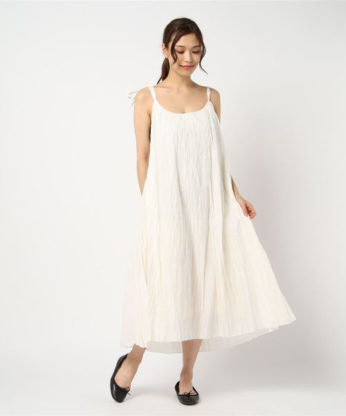 archives(アルシーヴ)の「キャッチワッシャーキャミワンピース(ワンピース・レディース・ブラック/パープル/オフホワイト・MEDIUM)」の1枚目の写真