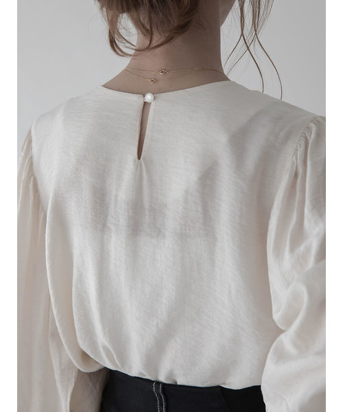 amel（エイメル）の「コンシャススリーブパールブラウス（シャツ/ブラウス・レディース・オフホワイト・FREE）」の16枚目の写真