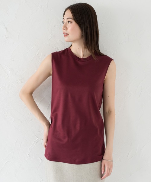 LOUNGEDRESS(ラウンジドレス)の「ノースリカットソー(Tシャツ/カットソー・レディース・ブラック/オフホワイト/ボルドー・FREE)」の4枚目の写真