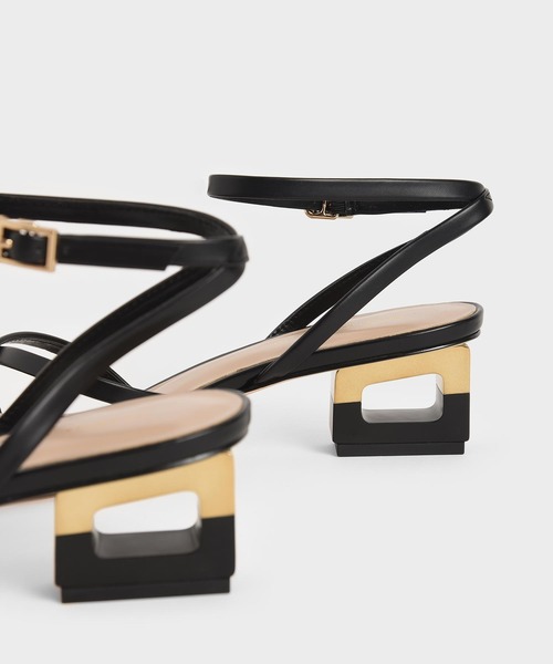 CHARLES & KEITH（チャールズ & キース）の「スカルプチャー クロームヒールサンダル / Sculptural Chrome Heel Sandals（サンダル・レディース・ブラック/イエロー/マルチ・22.5cm/23cm/23.5cm/24.5cm/25cm/25.5cm/22cm）」の7枚目の写真