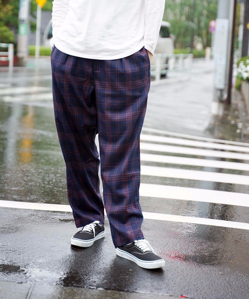 Blue Standard (ブルースタンダード)の「【BLUE STANDARD】チェックイージーパンツ ワイドパンツ チェック柄(その他パンツ・メンズ・ベージュ/ネイビー/グレー・MEDIUM/LARGE/X-LARGE)」の1枚目の写真