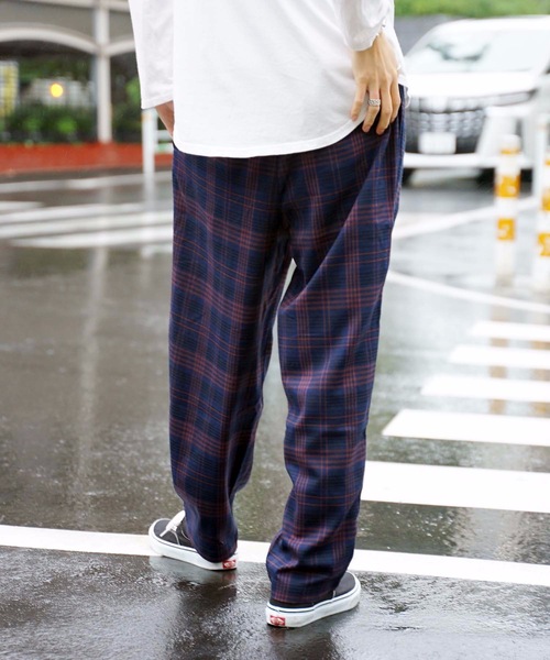 Blue Standard (ブルースタンダード)の「【BLUE STANDARD】チェックイージーパンツ ワイドパンツ チェック柄(その他パンツ・メンズ・ベージュ/ネイビー/グレー・MEDIUM/LARGE/X-LARGE)」の16枚目の写真