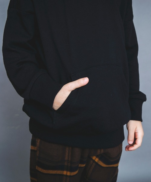 BRANSHES（ブランシェス）の「【WEB限定】シンプルパーカー（パーカー・キッズ・ブラック/エンジ/ブラウン/オリーブ/ブルー/アイボリー・110cm/100cm/120cm/130cm/140cm/150cm）」の14枚目の写真