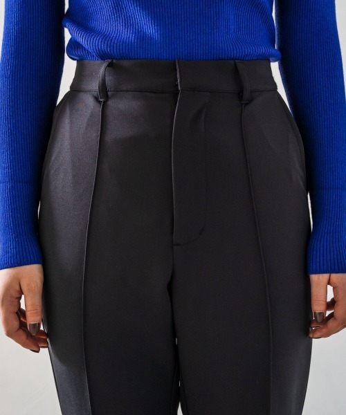 PAGEBOY(ページボーイ)の「【セットアップ対応】Wクロスセットアップフレアパンツ(タックパンツ)(スラックス・レディース・ブラック/ブラウン/グレイッシュベージュ・FREE)」の14枚目の写真