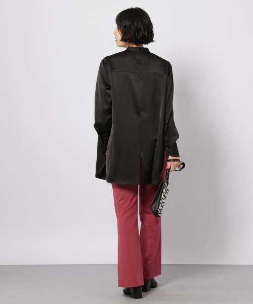 PAGEBOY（ページボーイ）の「サテンバンドカラーシャツ（シャツ/ブラウス・レディース・ブラック/オフホワイト/グレイッシュベージュ・FREE）」の13枚目の写真