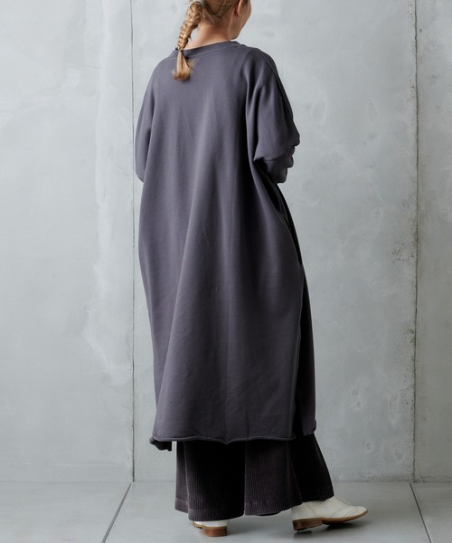 PUAL CE CIN（ピュアルセシン）の「裏毛起毛チュニック（Tシャツ/カットソー・レディース・チャコールグレー/モカ/ベージュ・FREE）」の5枚目の写真