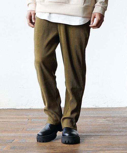 MinoriTY(マイノリティ)の「イージーパンツ スウェードプリーツ テーパードパンツ(その他パンツ・メンズ・ブラック/ブラウン/グレー/アイボリー・L/M)」の11枚目の写真