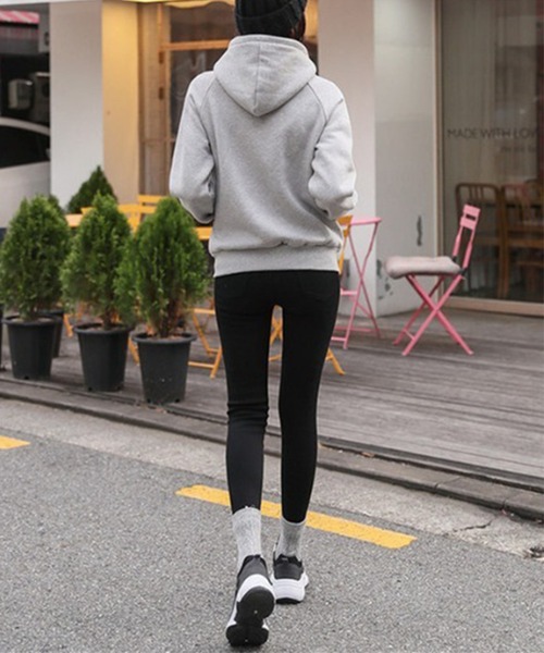 Coo+i(クーイ)の「裏起毛ボリュームネックジップパーカー(パーカー・レディース・ネイビー/グレー/カーキ/ブラック/グリーン・M/L)」の14枚目の写真